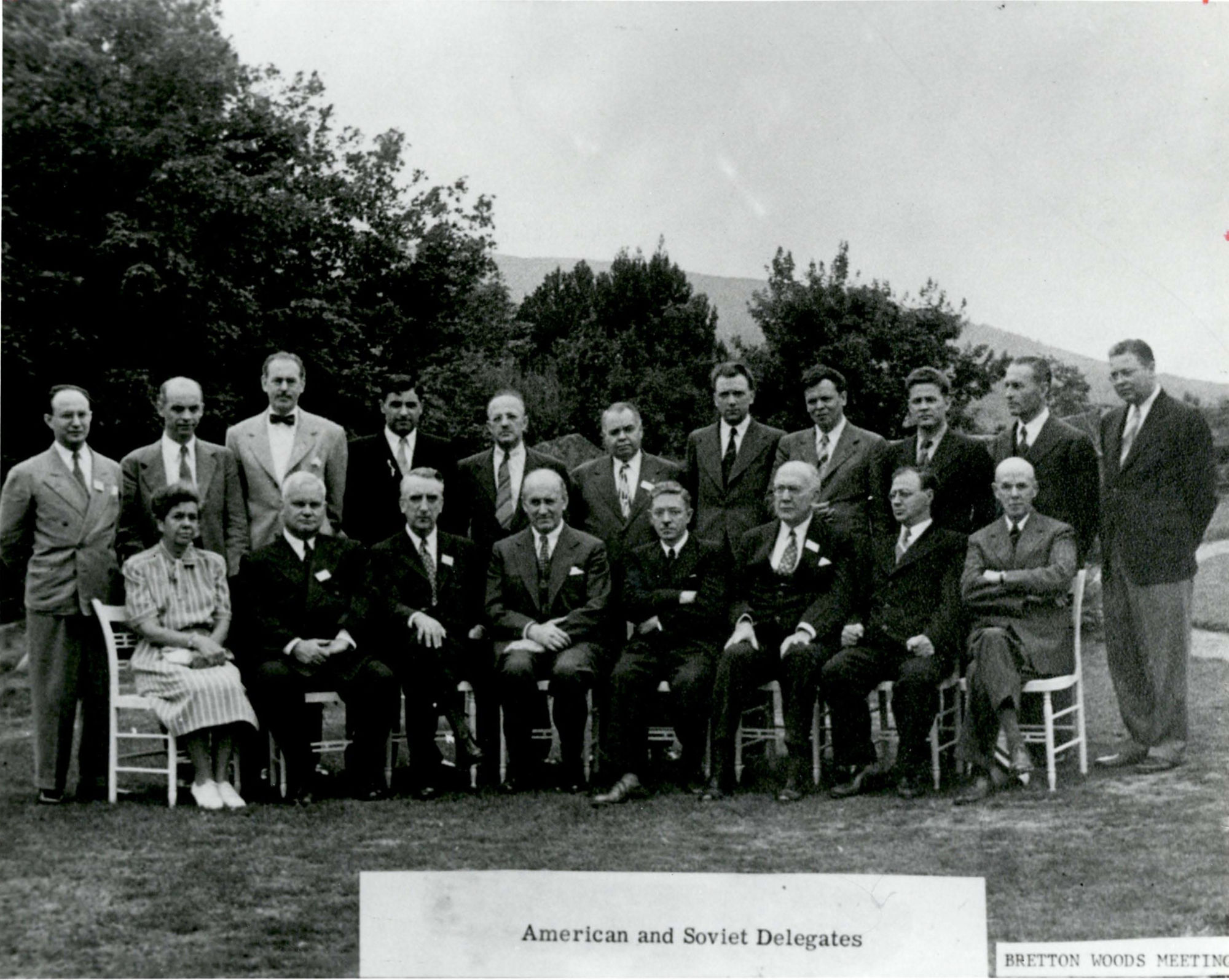 1806786-Bretton-Woods-American-and-Soviet-delegate