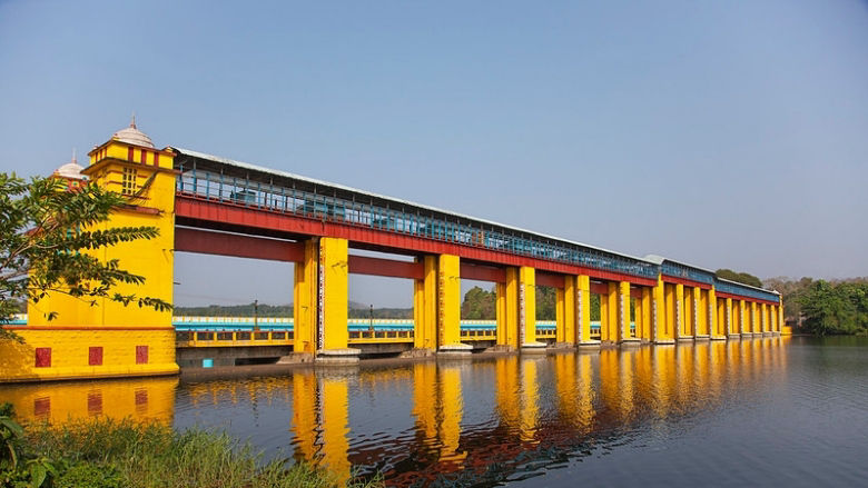 Indian dam structure