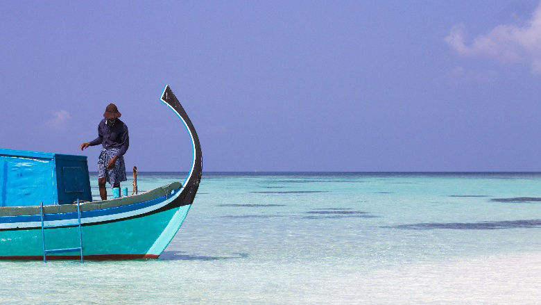 Ari-AtollAri-Atoll-Maldives-A-maldivian-sailor-is-fishing-on-his-boat