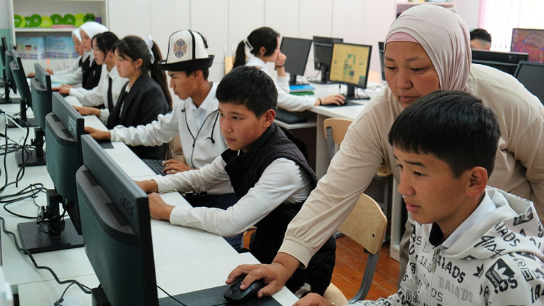 Computer lab in new secondary school in Ak-Sai village, Kyrgyz Republic.