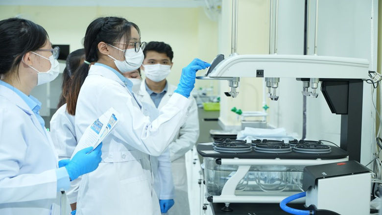 Cambodia-Health-AF-780x439.jpg