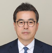 Seong-Wook Kim