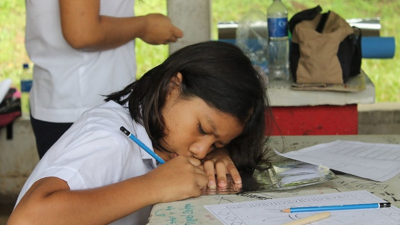 Escuela de Tiempo Completo en El Salvador.