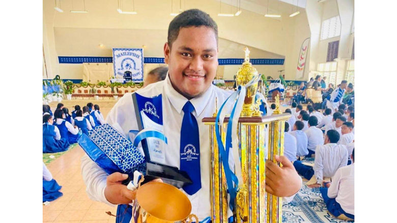 Folauhola Fakatene from Tonga