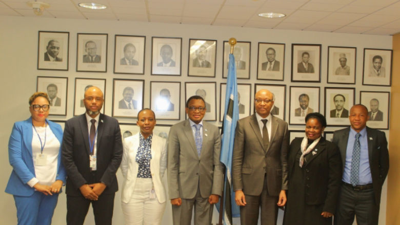 EDS14 - ED meeting with Botswana-Delegation-SM24