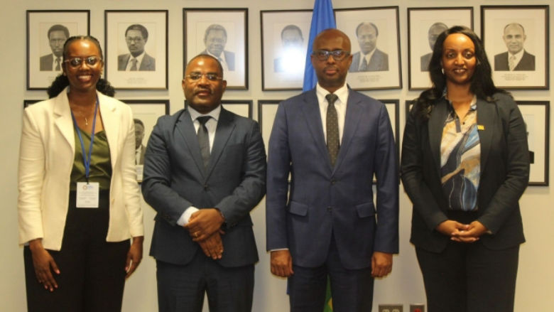 Executive Director Meeting with Rwanda Delegation - EDS14