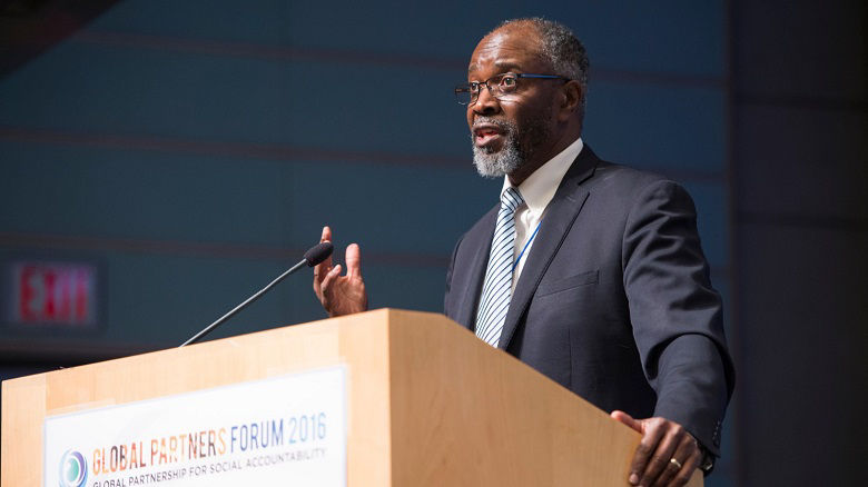 Jeff Thindwa speaking