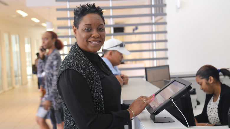 Una usuaria de servicios públicos en Sint Maarten