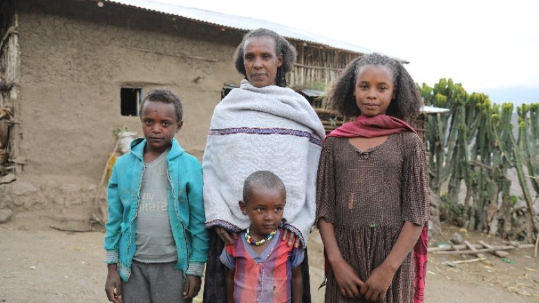 Mrs Lemlem Abreha of Ethiopia with her three children