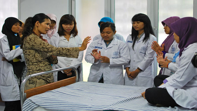 Nursing-students-in-training-Yogyakarta-Indonesia