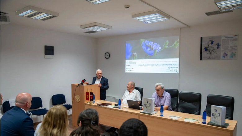 Marjan Plantak at the presentation of the Atlas of Honey Plants, Danilovgrad, Montenegro, July 2023.