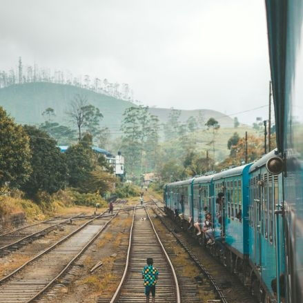 SL PFR Towards a Balanced Fiscal Adjustment