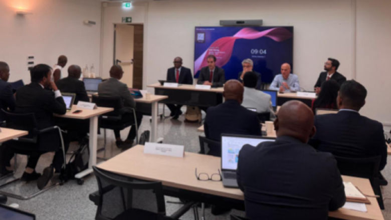 A discussion taking place in the debt statistics course
