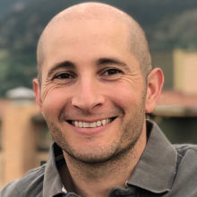 Shay Har-Noy Headshot