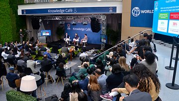 Shrey-Addagatla-WBG-Annual-Meetings-Knowledge-Cafe2a