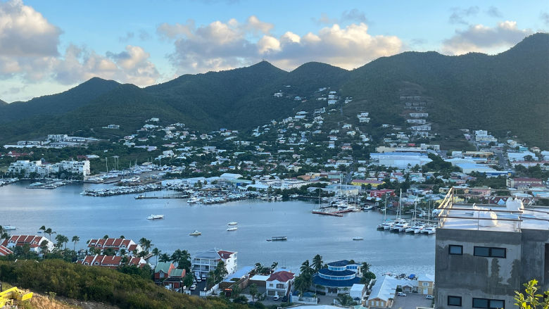 SINT MAARTEN WATER