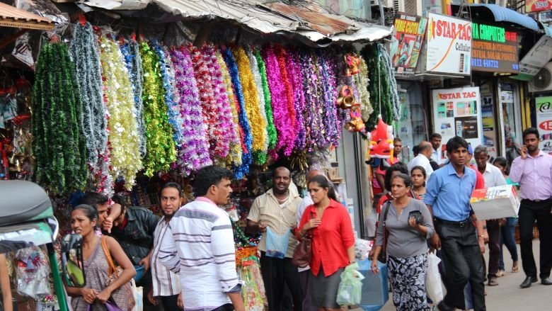A busy market in Sri Lanka