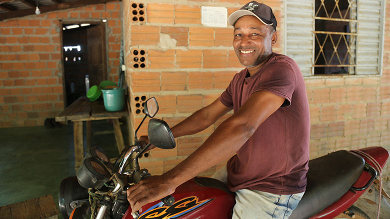 Ricardinho Nunes, a former ferryman from Tocantins, Brazil. 