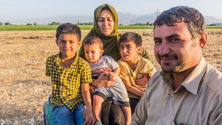 Picture of Iranian Family 