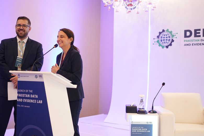 Pakistan DEL lab launch image 03