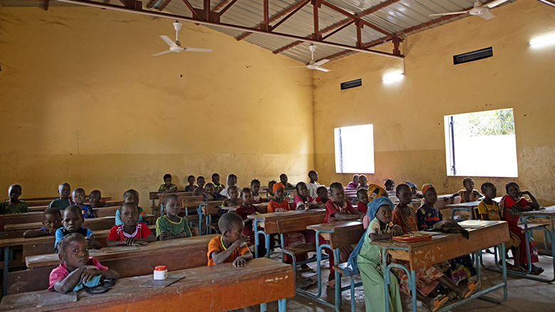 Solar power brings new life to Chad