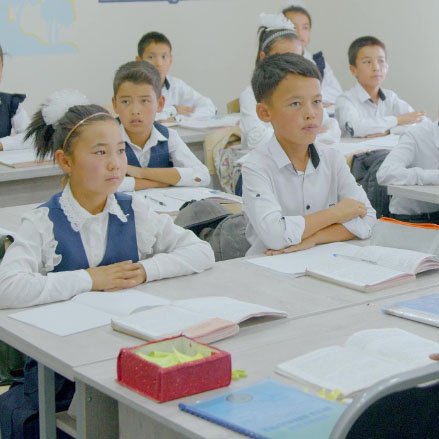 Uzbekistan schoolchildren