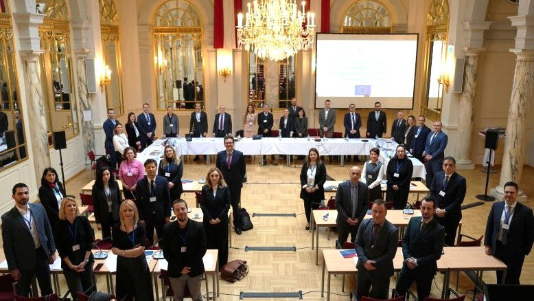 Vienna DKC State Aid family